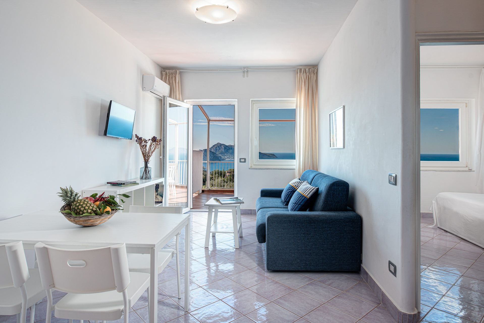 gocce di capri two bedroom apatment superior massa lubrense